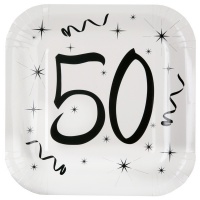 Bílé papírové talíře s číslem 50