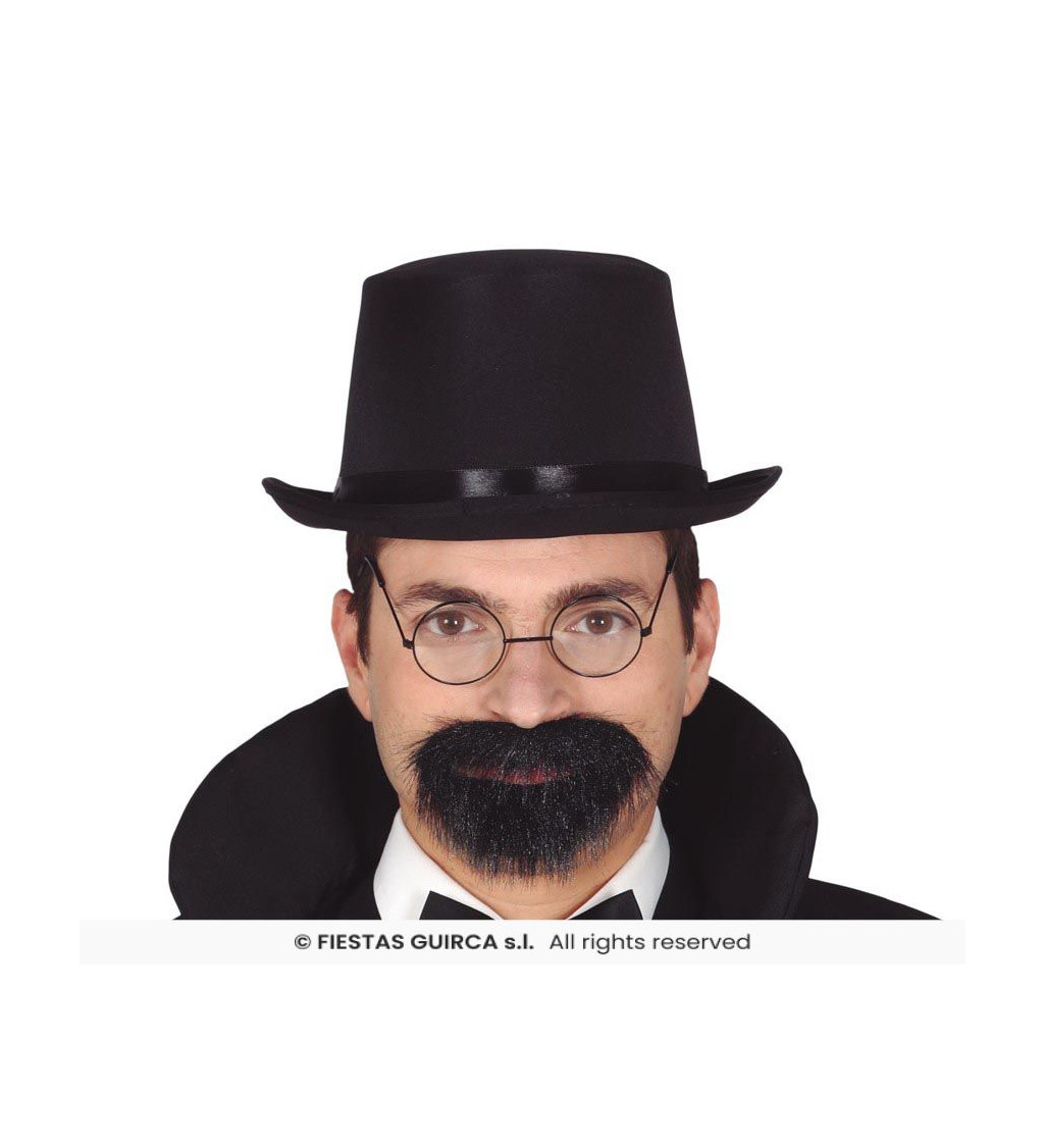 Elegantní černý cylindr