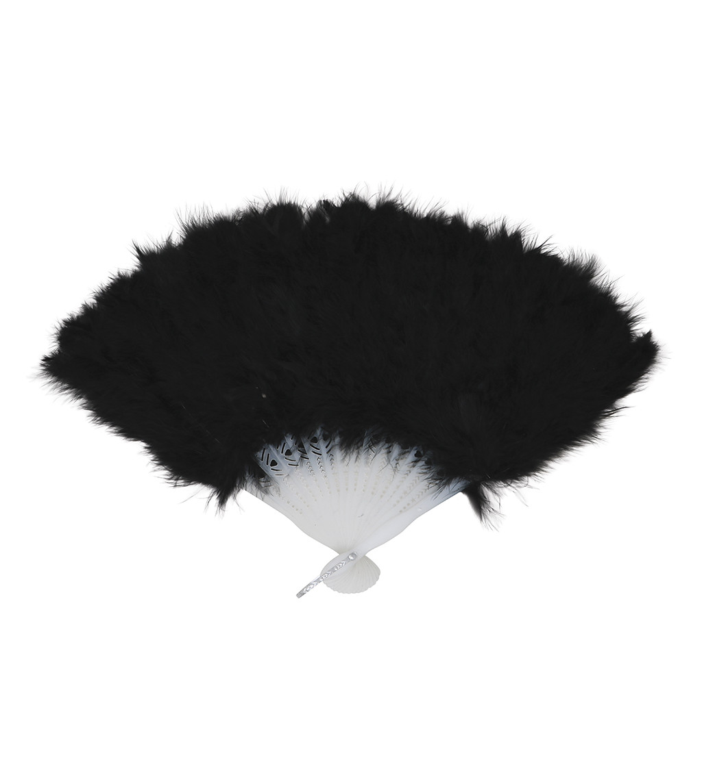 Elegantní vějíř z černého peří