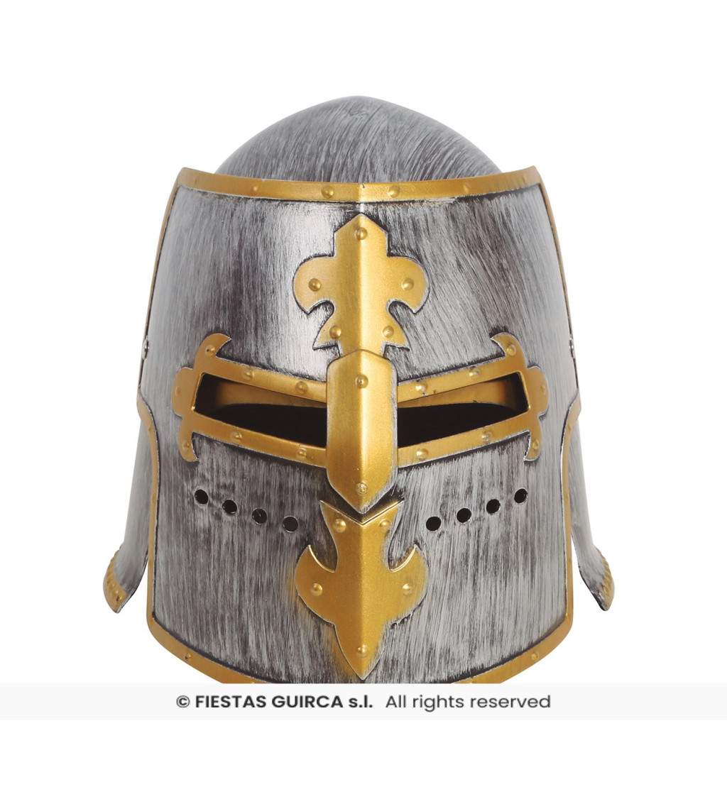 Středověká rytířská přilba