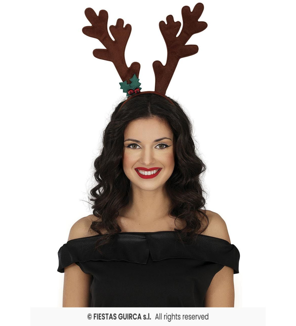 Čelenka se sobími parůžky