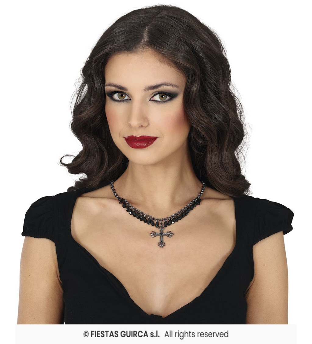 Gotický náhrdelník s černým křížkem