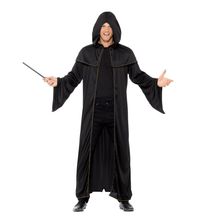 Černý plášť s kapucí pro čaroděje