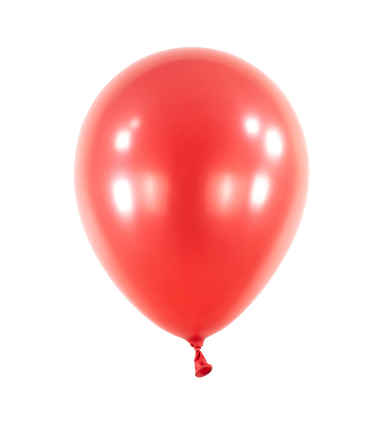 Červené metalické balóny
