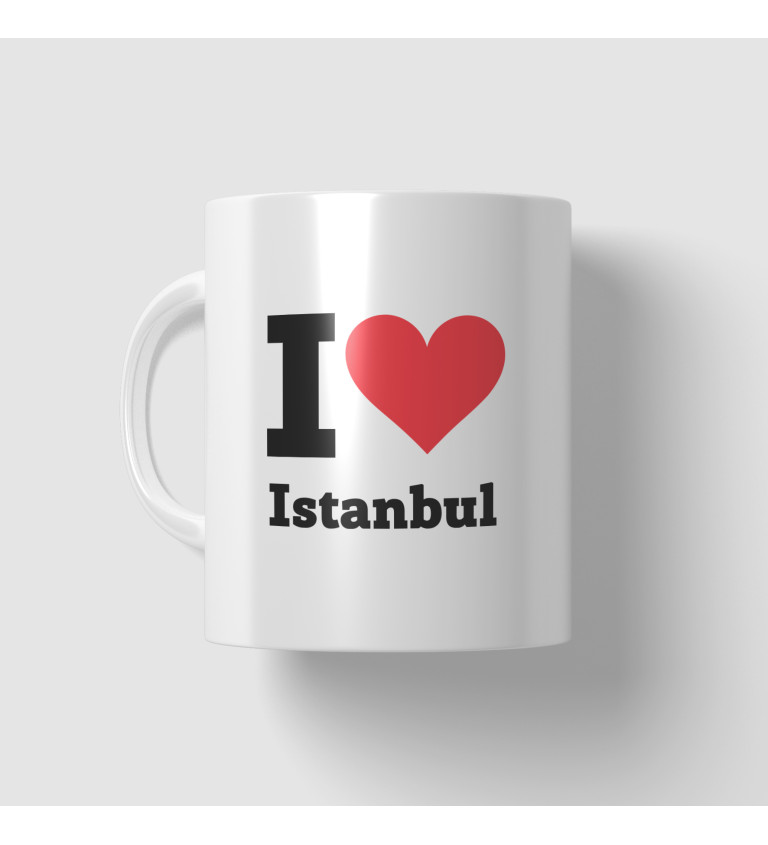 Hrnek s nápisem I love Istanbul