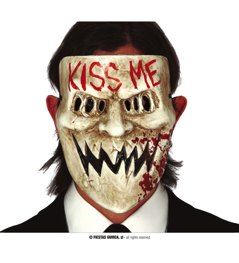 PVC maska -  Kiss Me