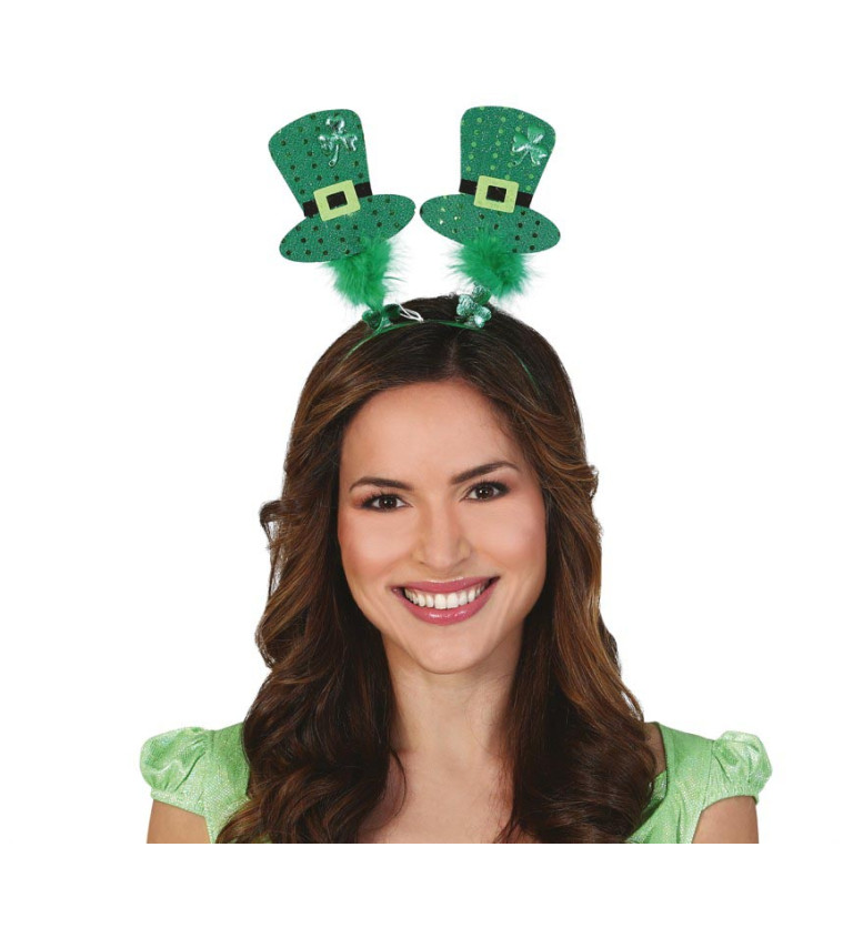 Čelenka se zelenými cylindry