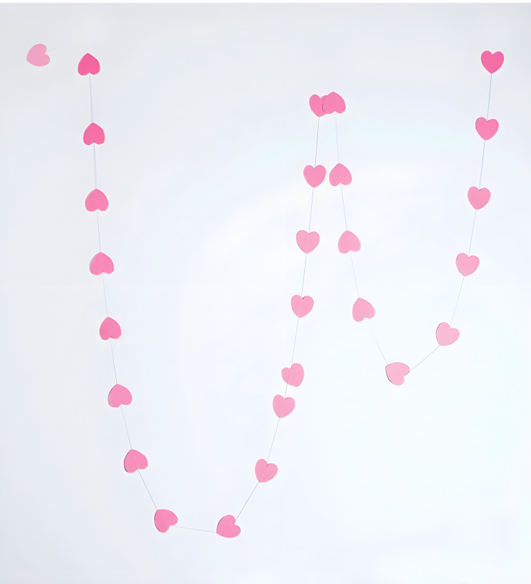 Dekorační girlanda: růžová srdce